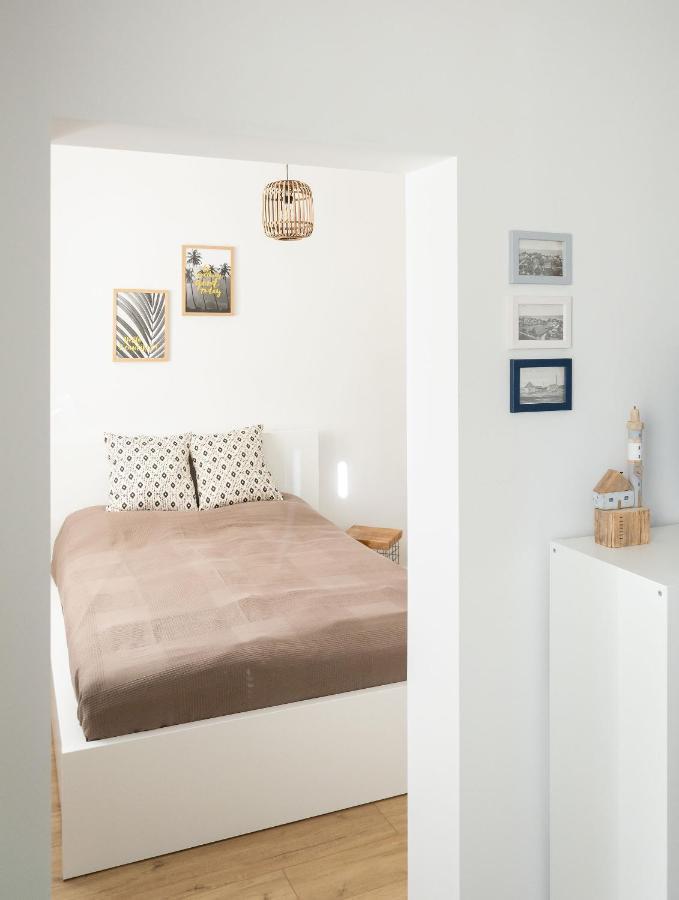 Dom Latarnika Appartement Jarosławiec Buitenkant foto